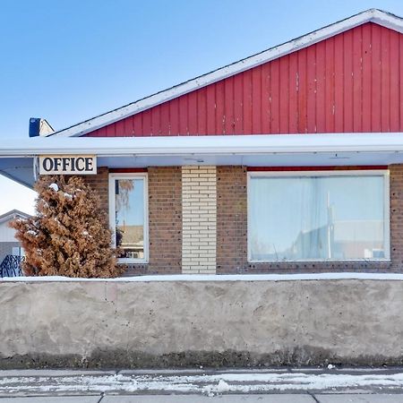 Hotel Bethel - Fort MacLeod, AB Exterior foto